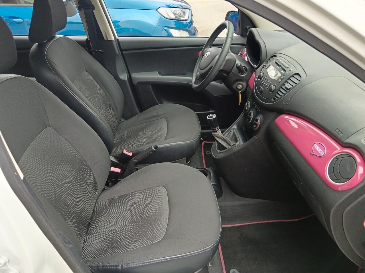 Hyundai i10 1.1 12V FIORUCCI RETROCAMERA