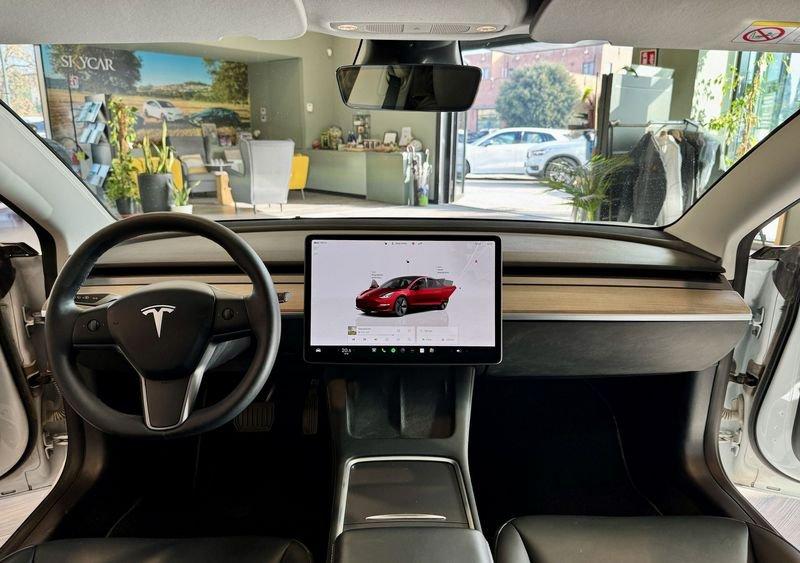 Tesla Model 3 Model 3 RWD