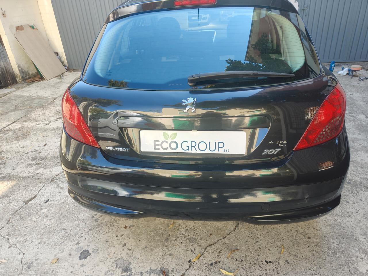 Peugeot 207 1.4 8V 75CV 5p. X Line