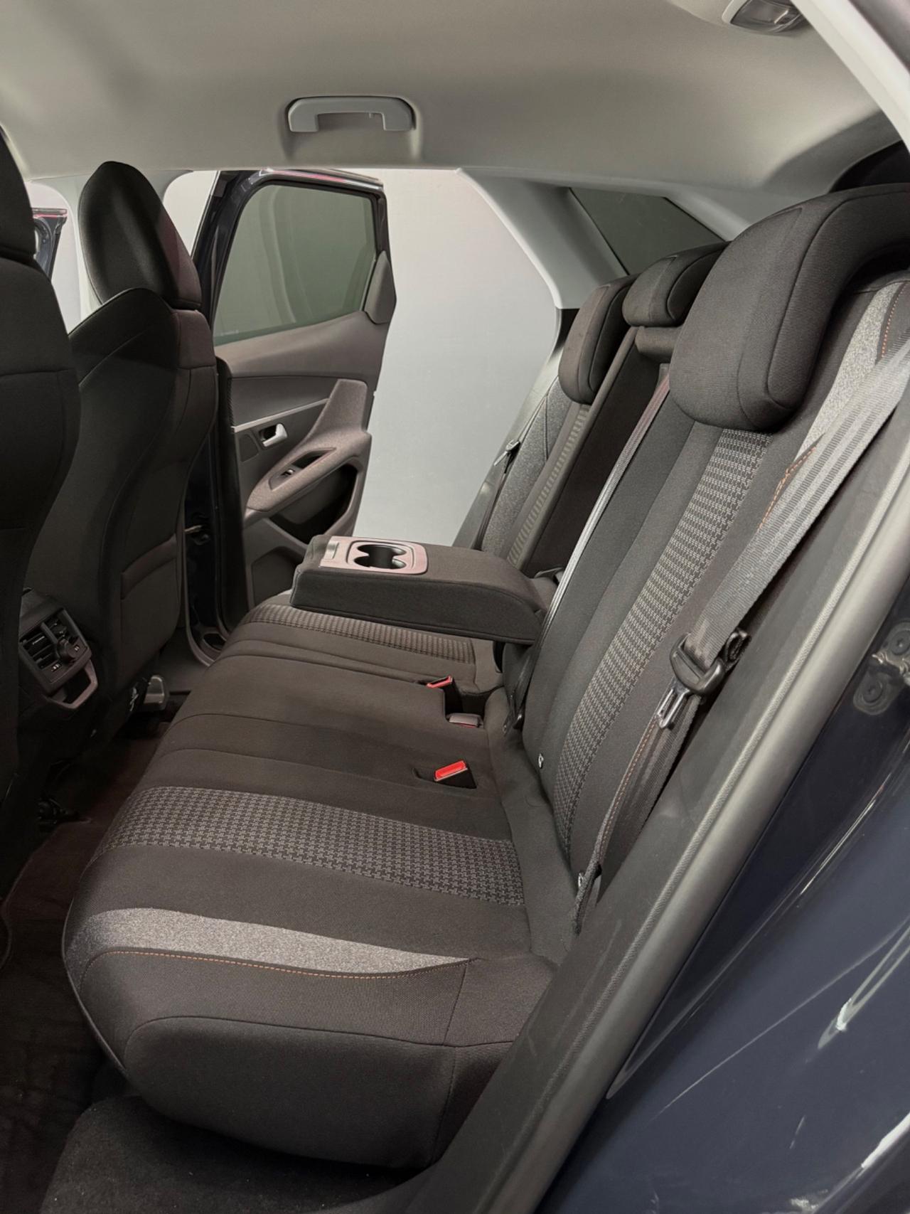 Peugeot 3008 1.6 BlueHDi 120 Cv EAT6 Allure Pack 2018