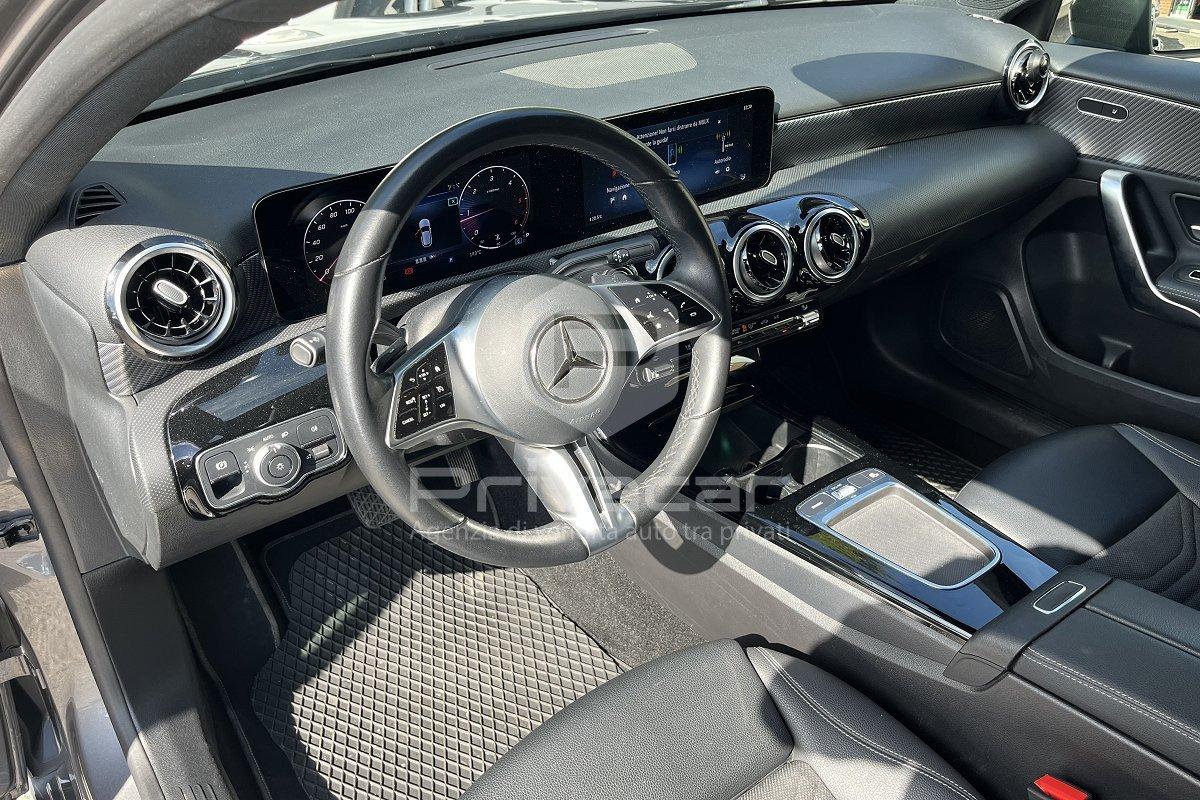 MERCEDES A 180 d Automatic Business Extra