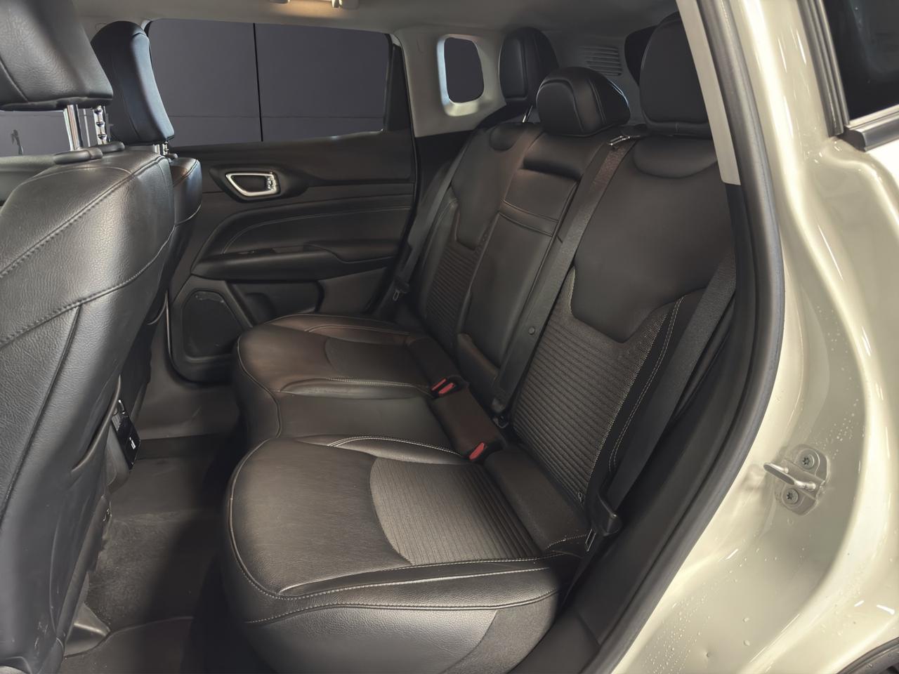Jeep Compass 1.3 turbo t4 phev Limited 4xe auto