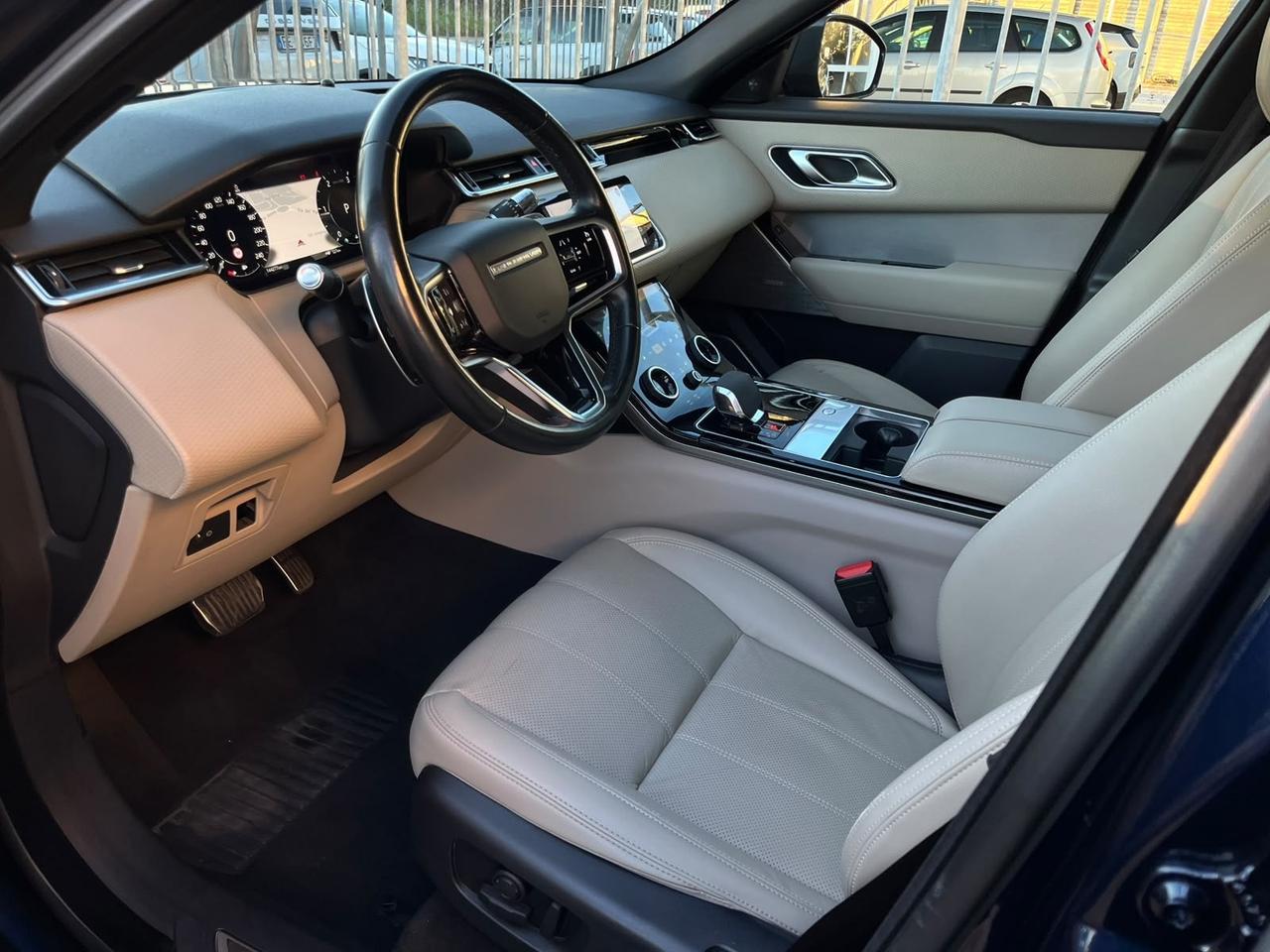 Land Rover Range Velar 2.0D I4 204 CV R-Dynamic SE