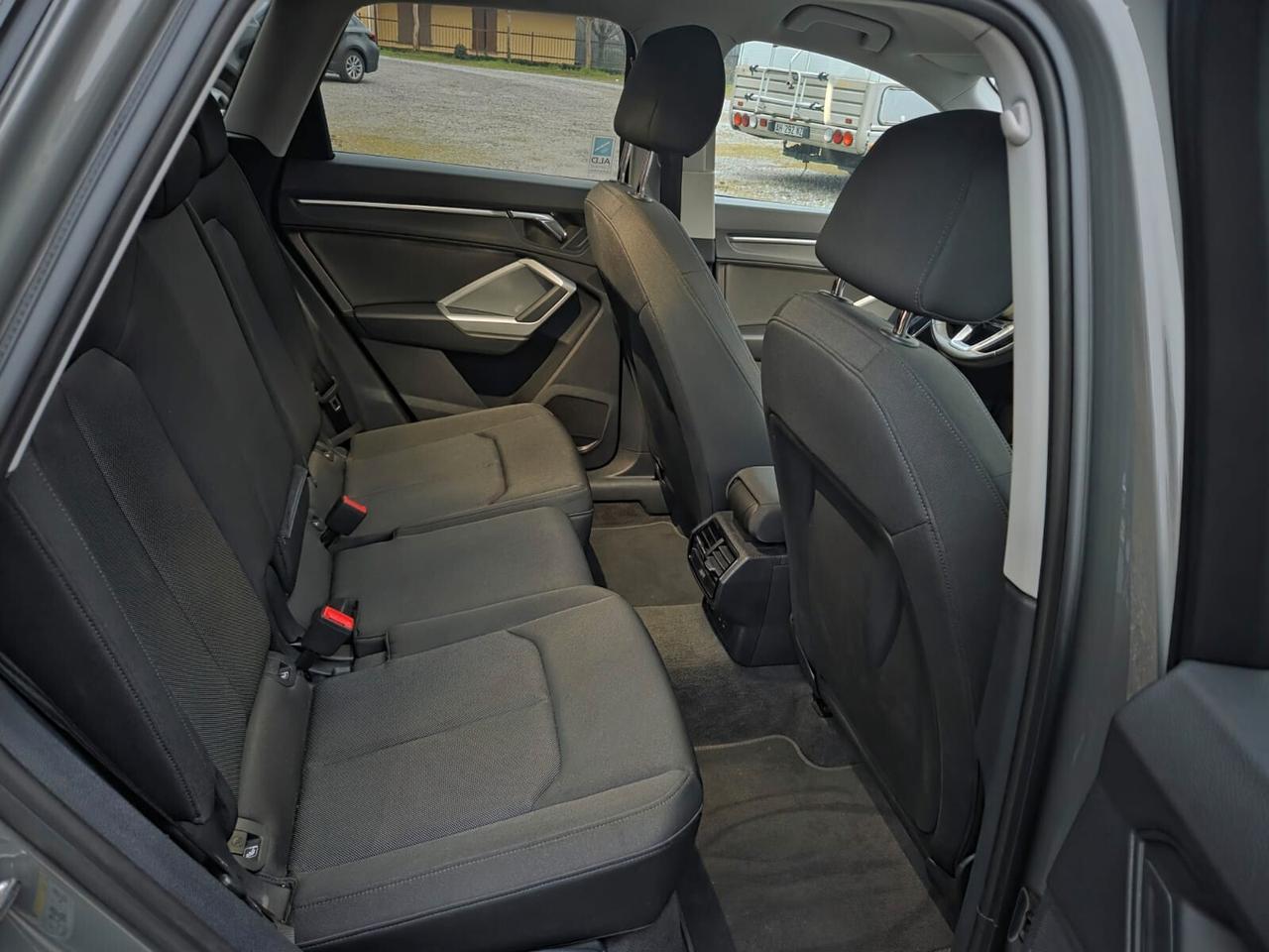 Audi Q3 45 TFSI e S tronic Hybrid