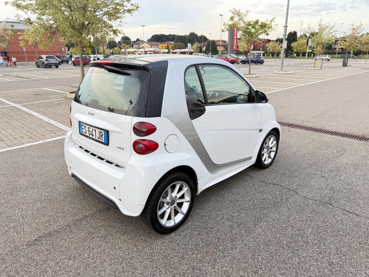 Smart ForTwo 1000 52 kW coupé passion*Automatik*Panorama
