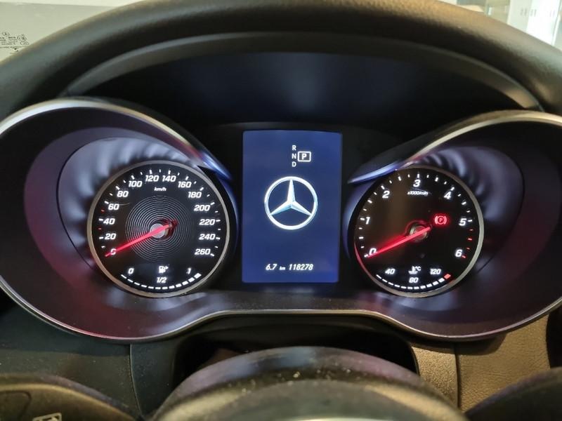 MERCEDES-BENZ GLC 300 d 4Matic Business aut.