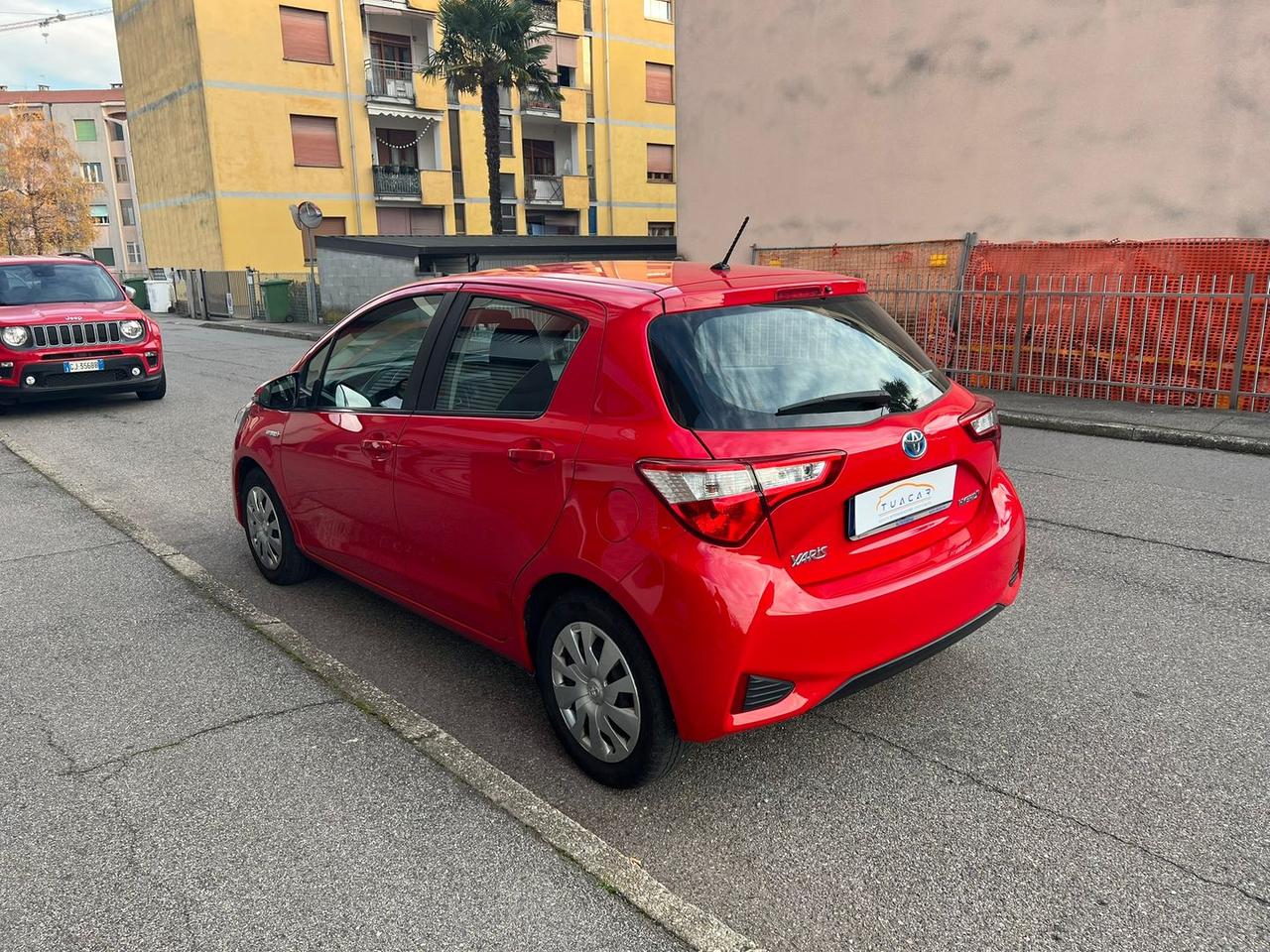 Toyota Yaris Cool 1.5 VVT-i HEV