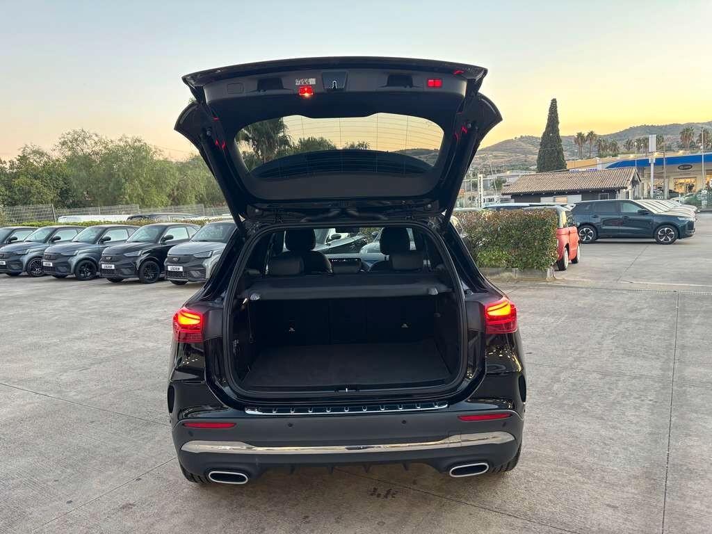 Mercedes GLA 200 d Automatic AMG Line Premium Plus 2024 / KM 13.000 IVA ESPOSTA Tua a solo 399 Euro al mese