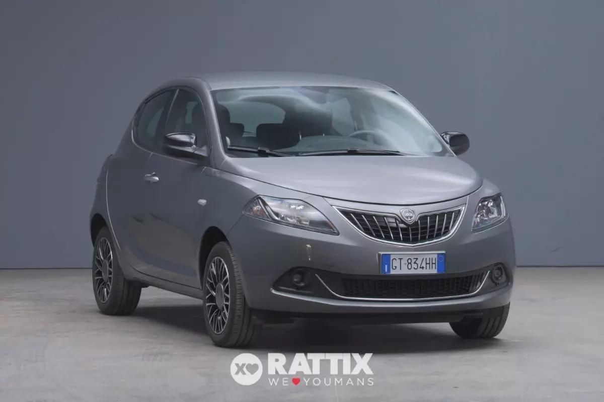 Lancia Ypsilon 1.0 Firefly Hybrid 70CV Platino