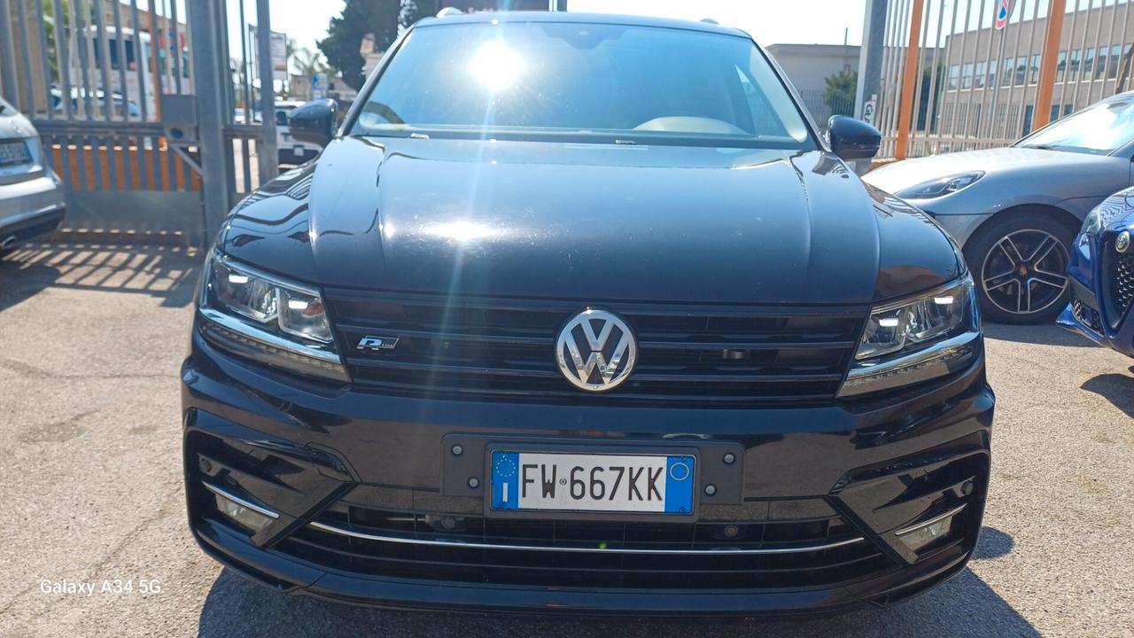 Volkswagen Tiguan 1.6 TDI R-LINE TETTO APRIBILE