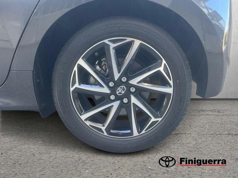 Toyota Yaris Hybrid Lounge MY22