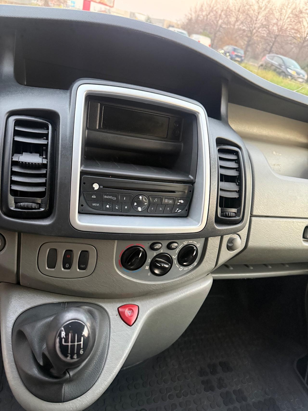 Opel Vivaro 29 2.0 CDTI 120CV PC-TN Combi 9 posti Easytronic