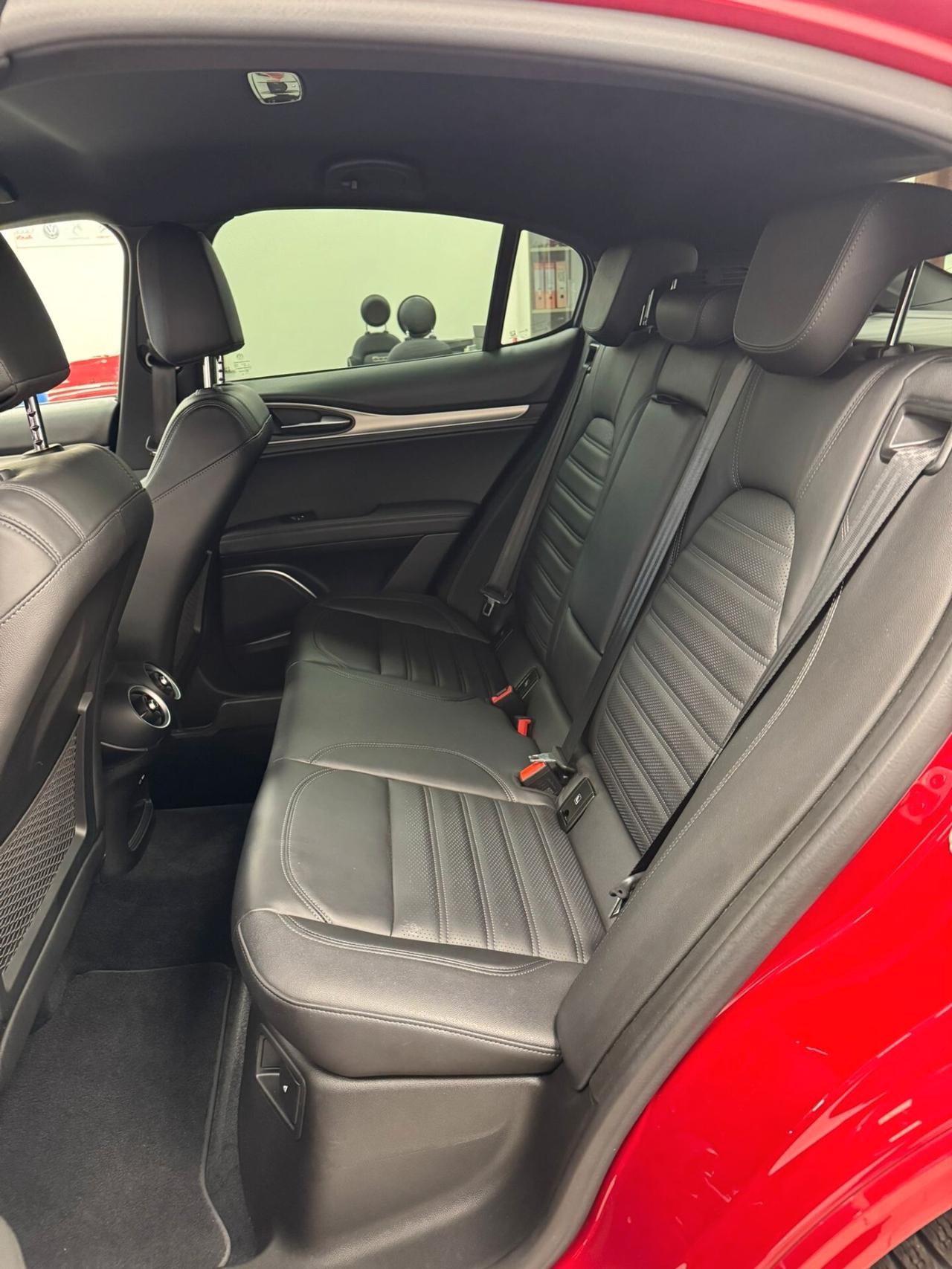 ALFA ROMEO STELVIO 2.2 TURBODIESEL 210 CV AT8 Q4 VELOCE