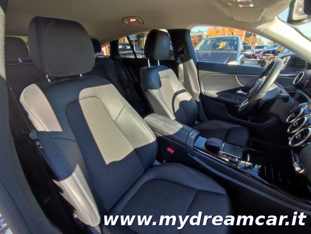 MERCEDES-BENZ CLA 180 d Automatic Shooting Brake Sport