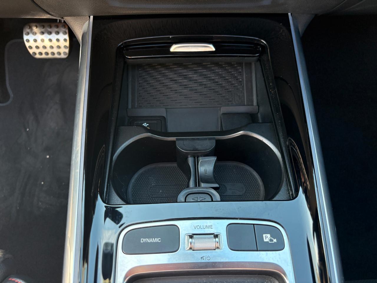 Mercedes-benz GLA 200 d AUTOMATIC AMG LINE PREMIUM PLUS TETTO APRIBILE