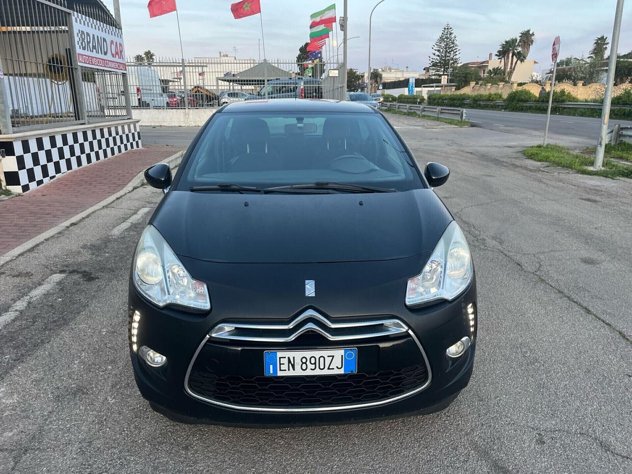 Ds DS3 DS 3 1.4 HDi 70 Just Black Unipro 2012