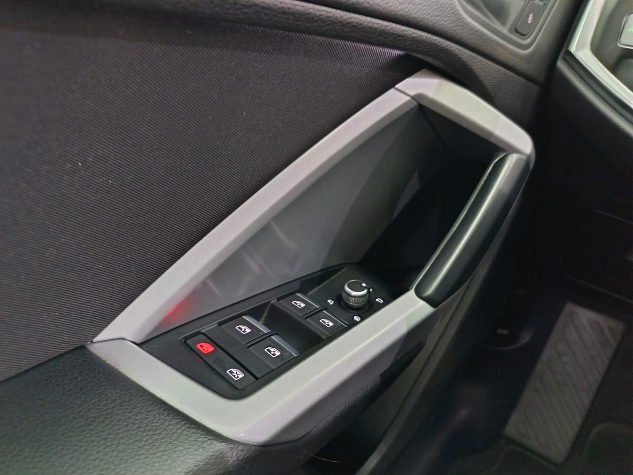 Audi Q3 35 TDI S tronic Business