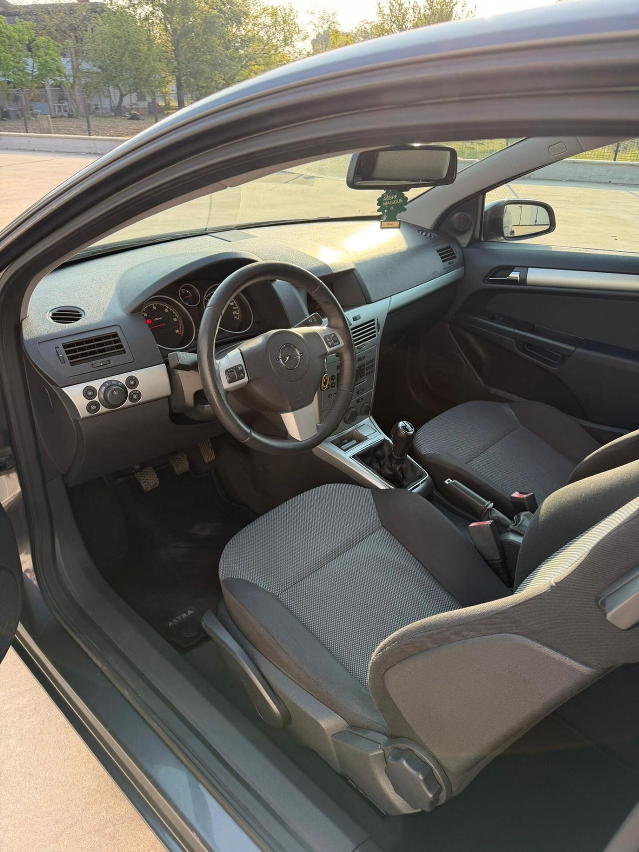 Opel Astra GTC 1.7 CDTI 110CV ecoFLEX 3 porte Enjoy