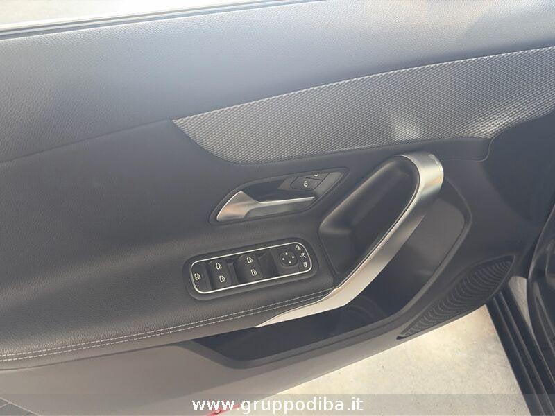 Mercedes-Benz Classe A - W177 2018 Diesel A 180 d Sport auto
