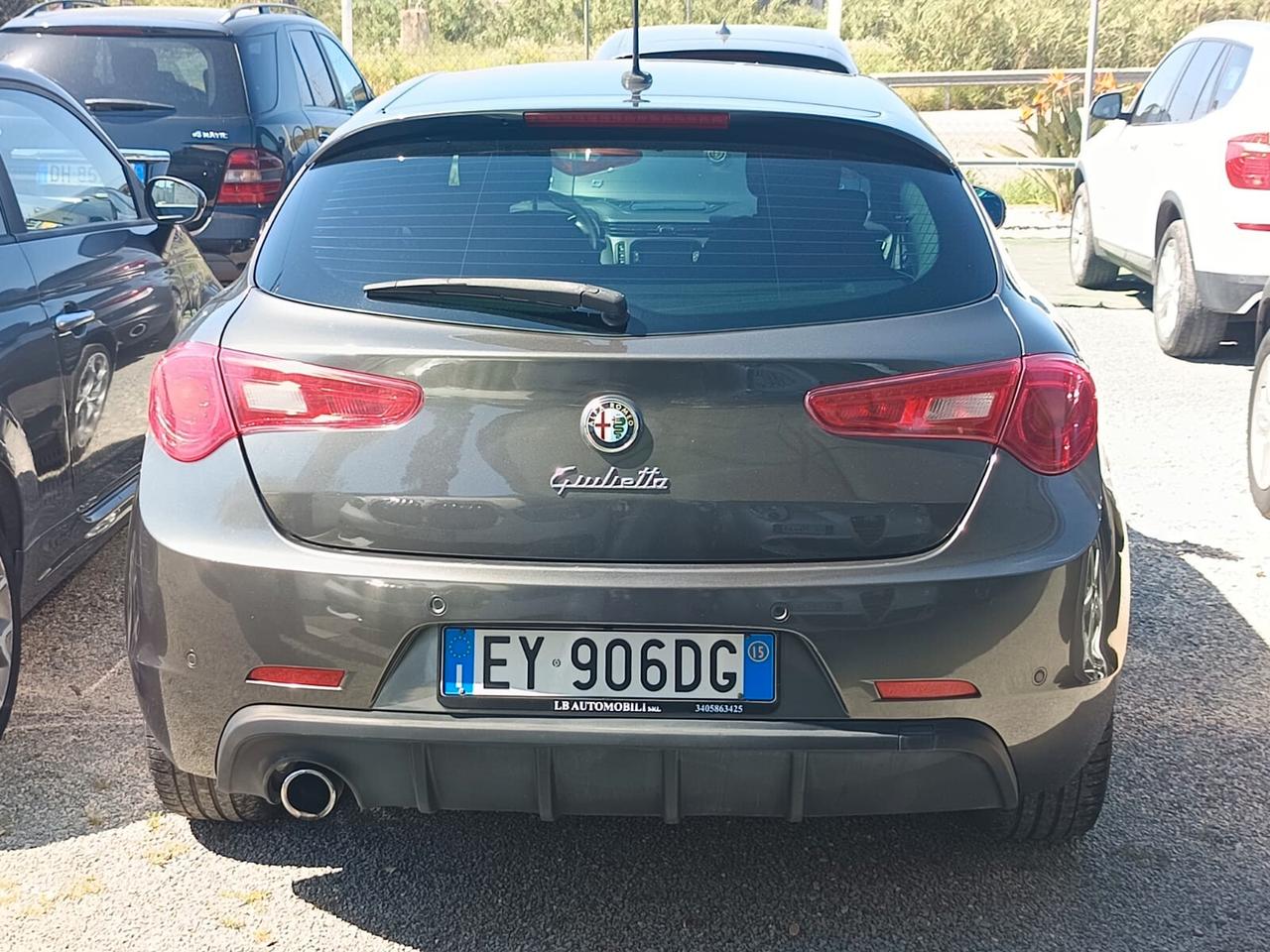 Alfa Romeo Giulietta 2015 - 1.4 Turbo MultiAir TCT Sprint Lb automobili