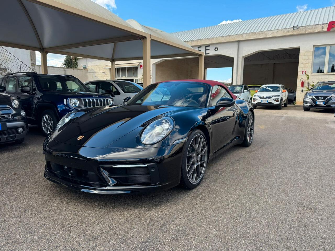 Porsche 911 992 Carrera 4S Cabriolet