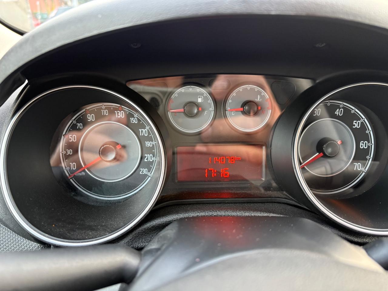 Fiat Punto 1.2 8V 5 porte Street