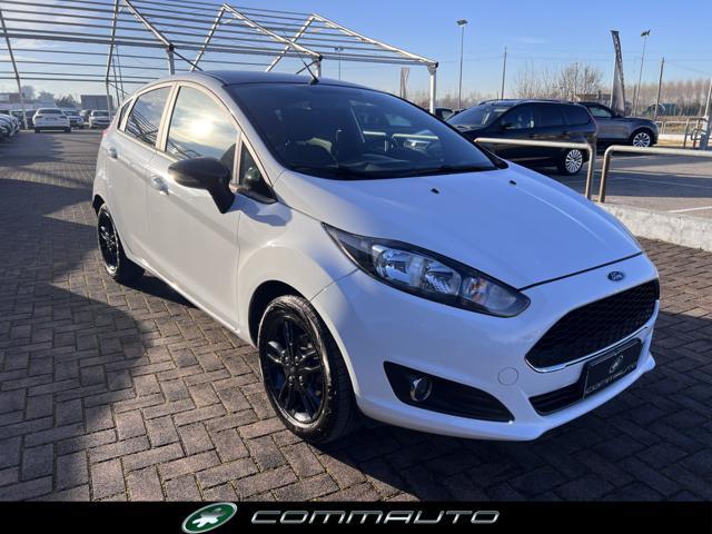 FORD Fiesta 1.5 TDCi 75CV 5 porte Black & White Edition