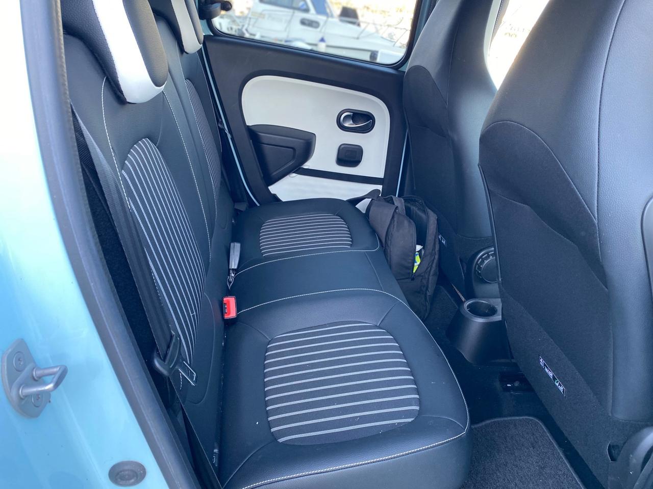 Renault Twingo Electric Vibes *** 9000 km