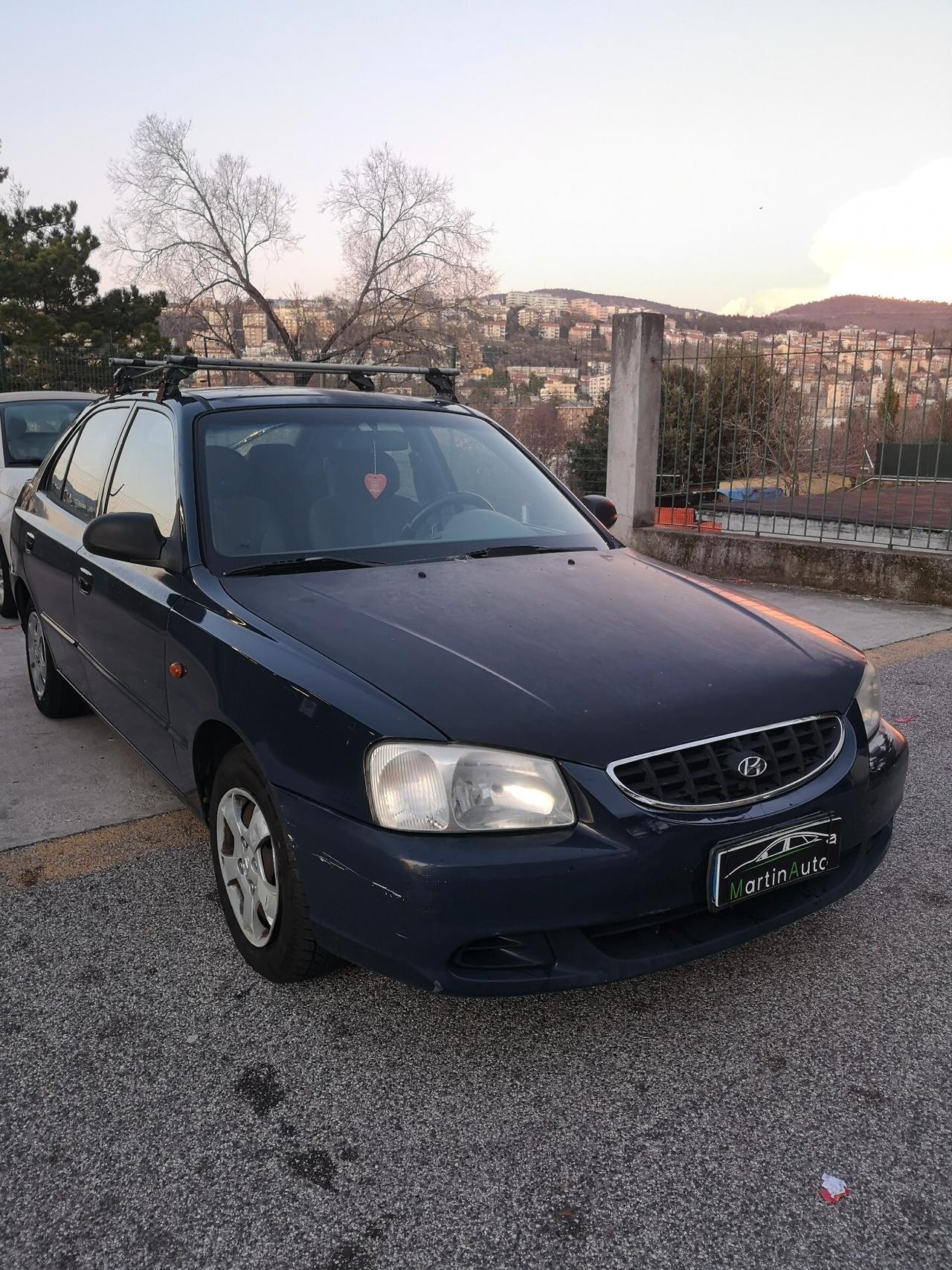 Hyundai Accent 1.3 benz 86 cv - 2002