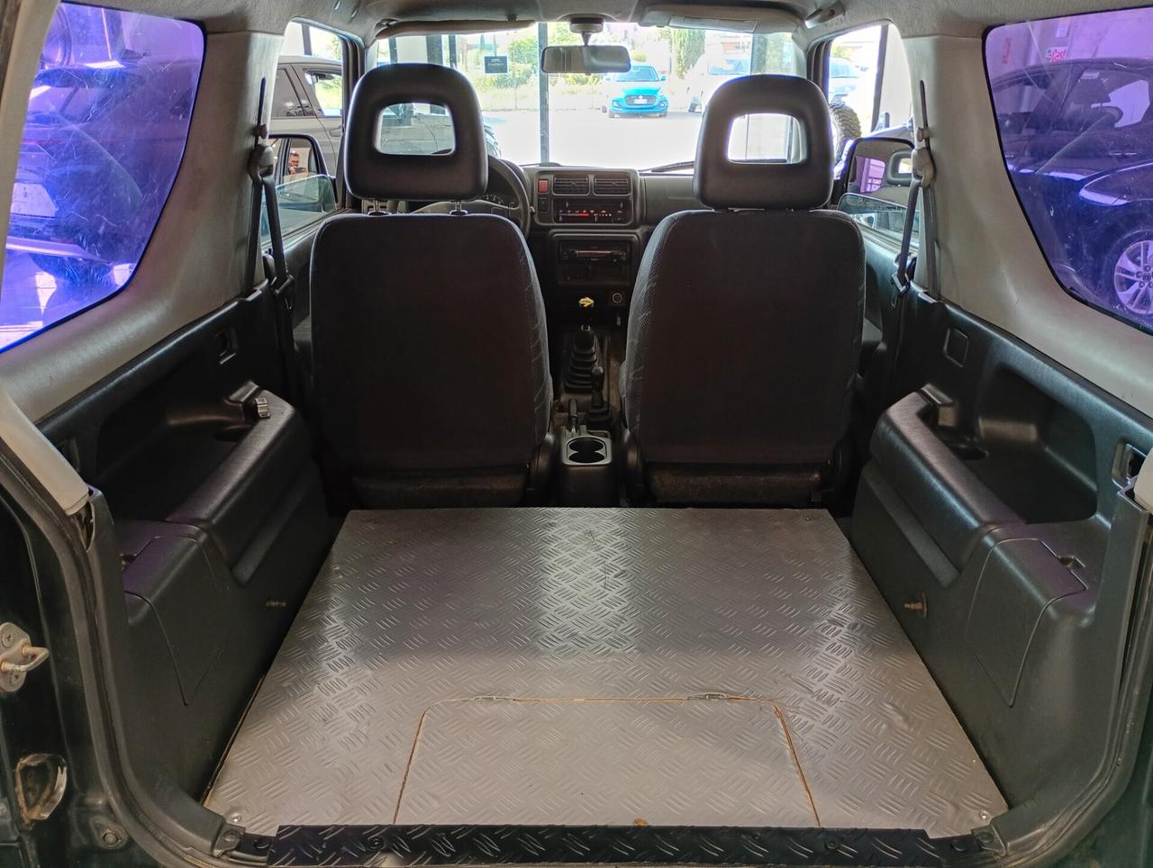 Suzuki Jimny 1.3i 16V AUTOCARRO