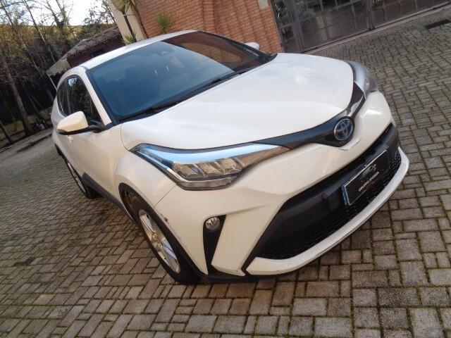 Toyota C-HR 1.8 Hybrid E-CVT Active NESSUN VINCOLO DI FINANZIAMENTO