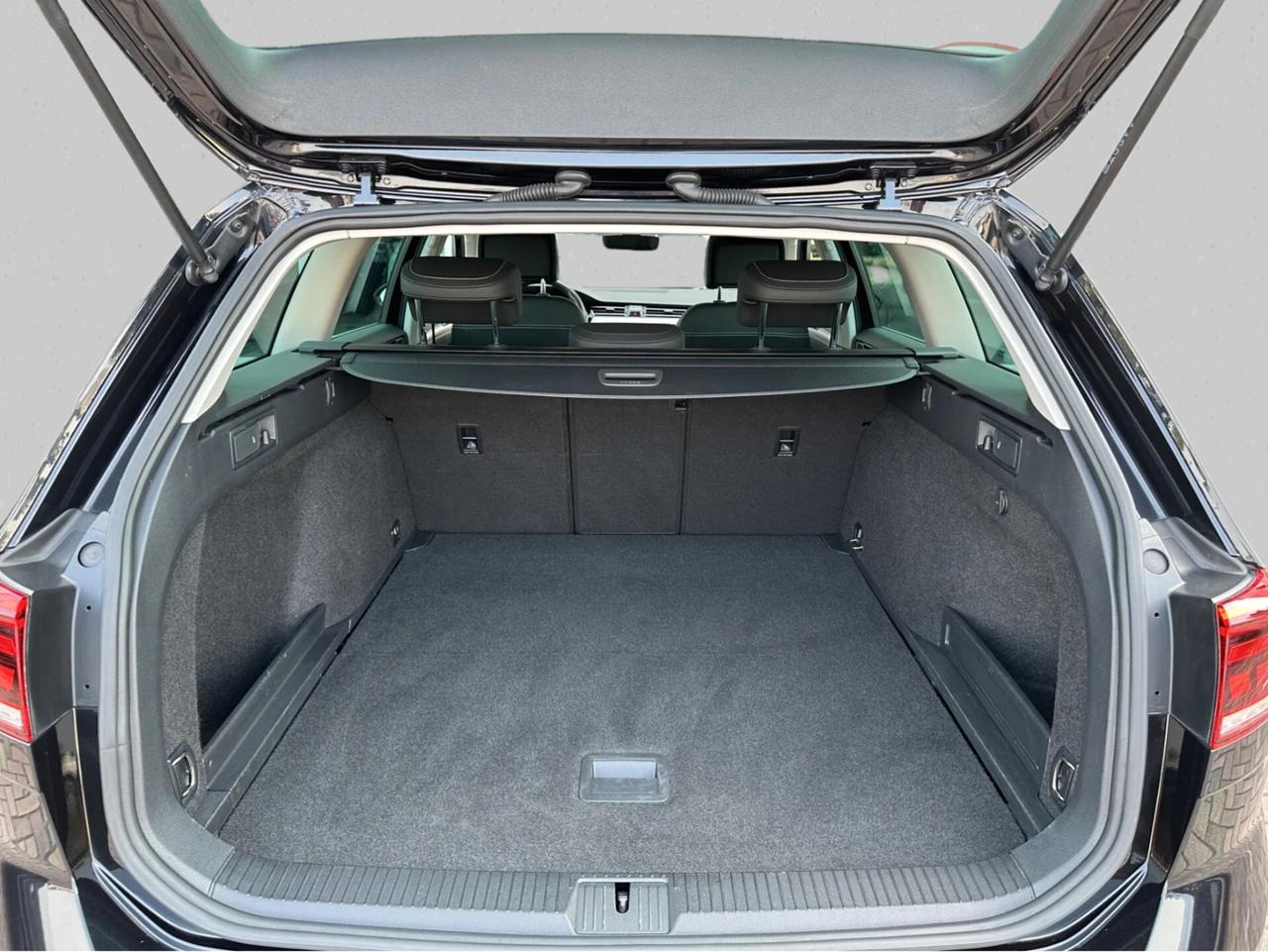 Volkswagen Passat SW 2.0TDI 150CV Executive DSG