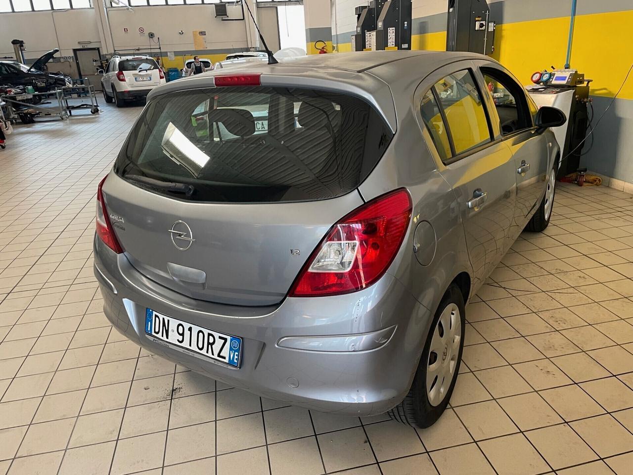 Opel Corsa 1.0 12V 5 porte Club