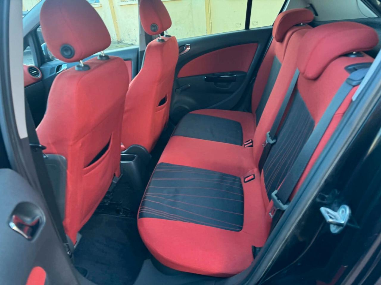 Opel Corsa Anno 2010 1.3 Diesel OK NEOPAT EURO4