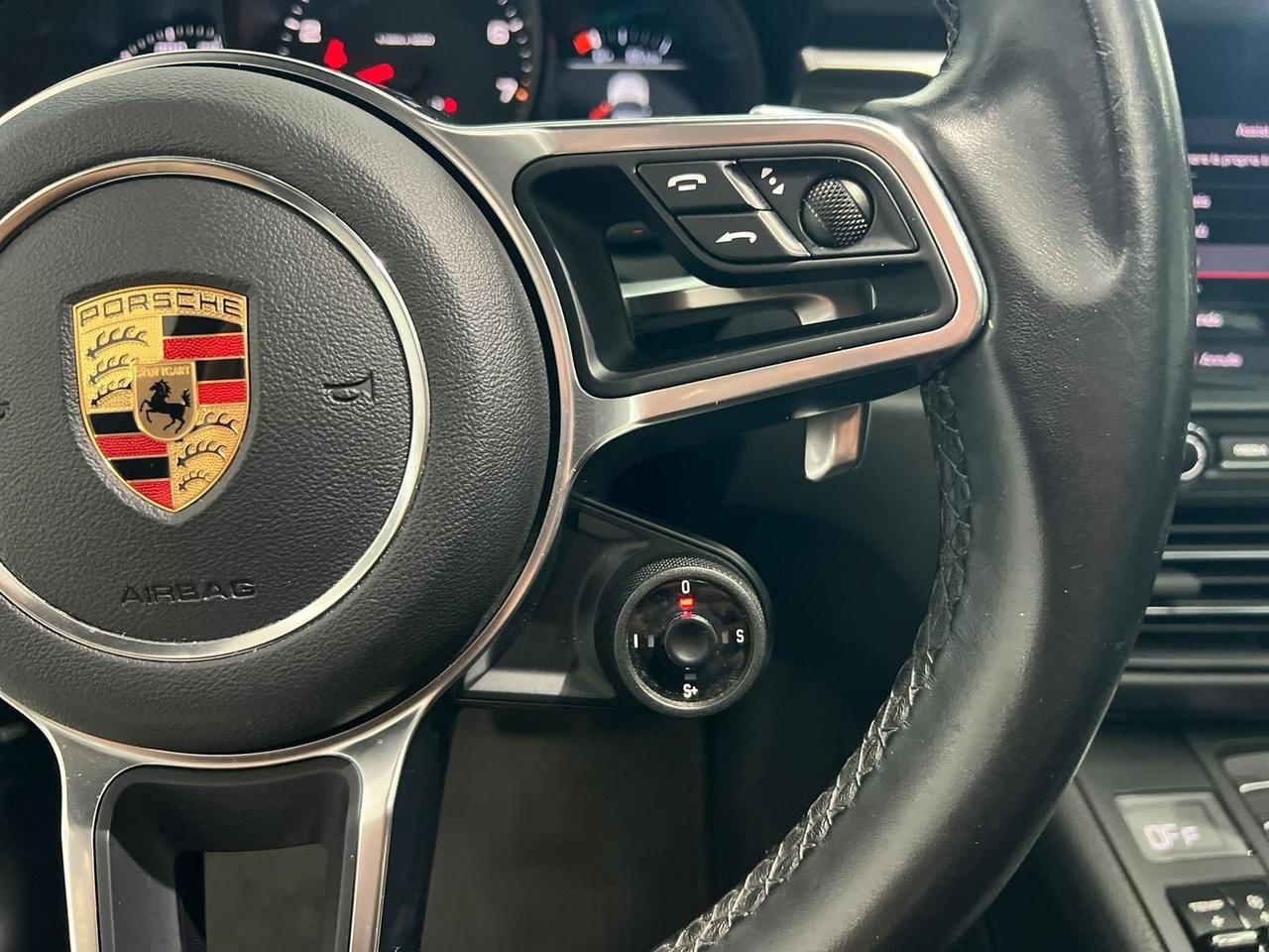 Porsche Macan 2.0 Full tetto sport chrono PERMUTE