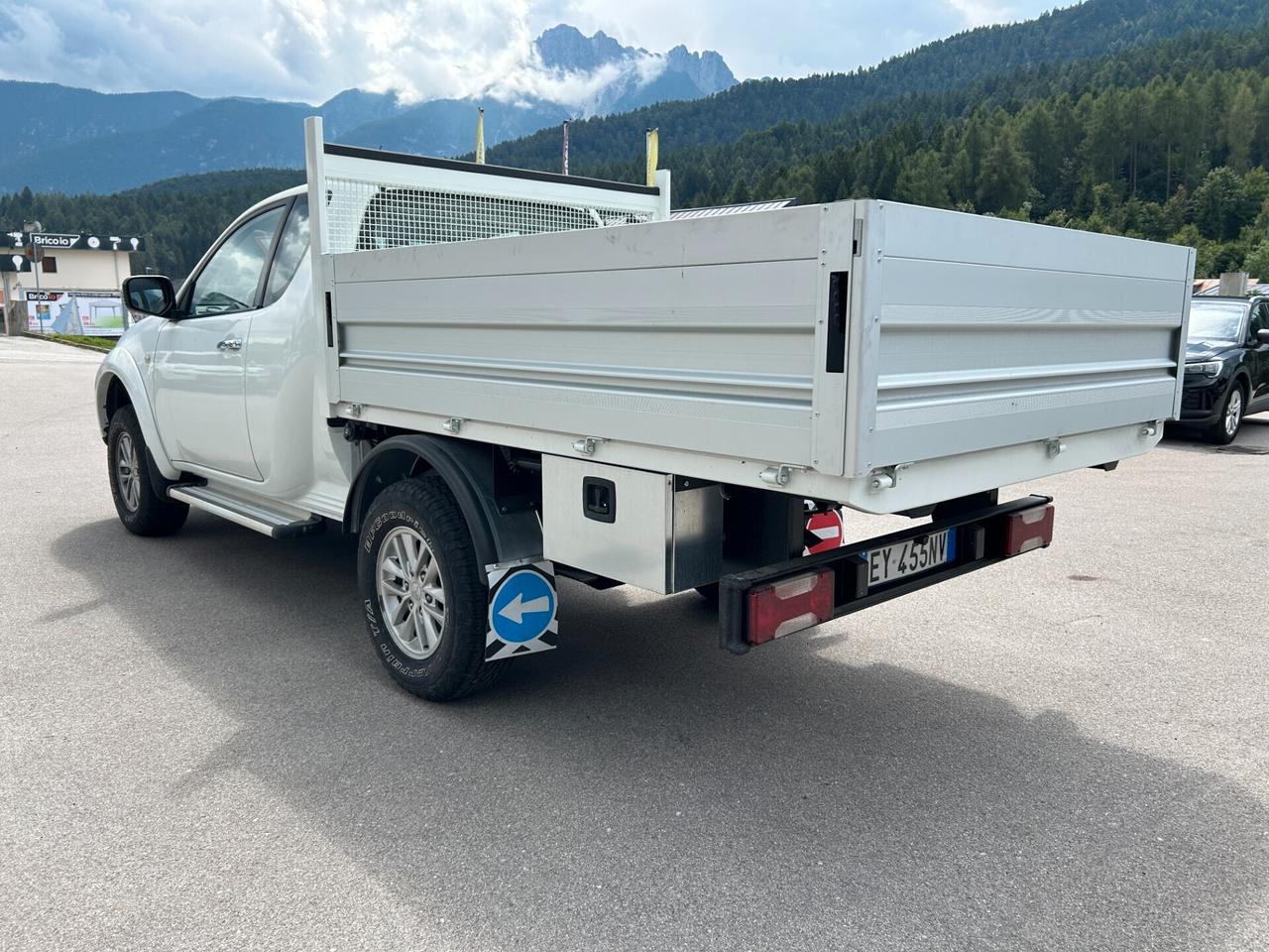 Mitsubishi L200 2.5 DI-D/178CV DC Intense Plus DPF