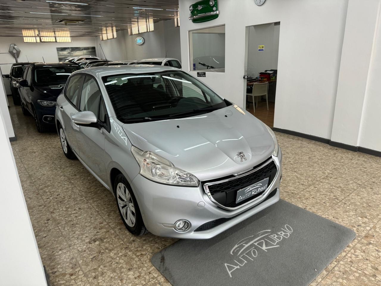 Peugeot 208 1.4 HDi 68 CV 5 porte Active