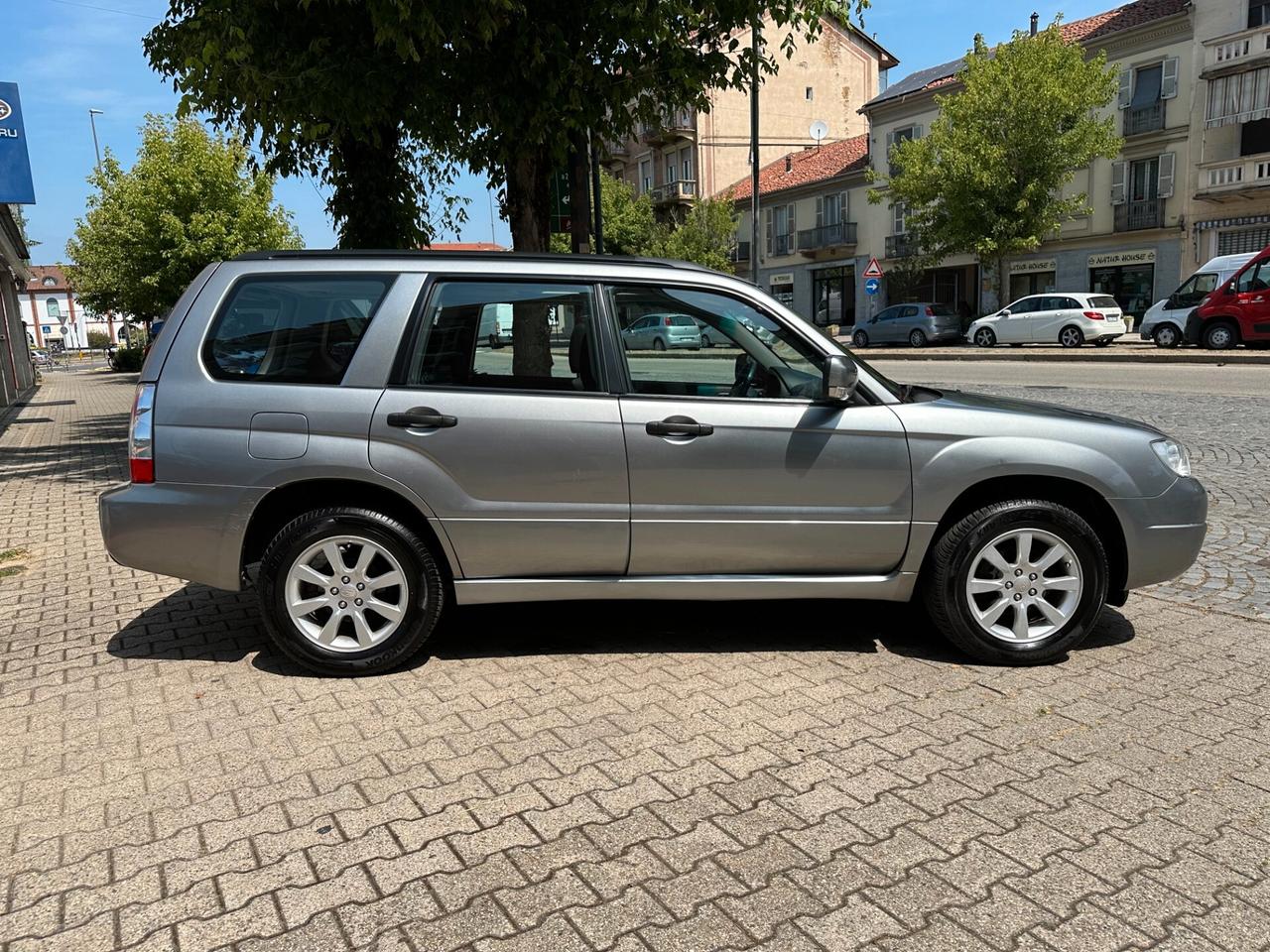 Subaru Forester 2.0 16V GPL