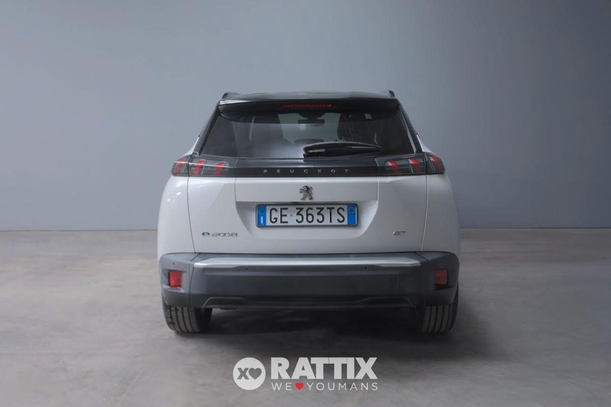 Peugeot e-2008 motore elettrico 100kW GT