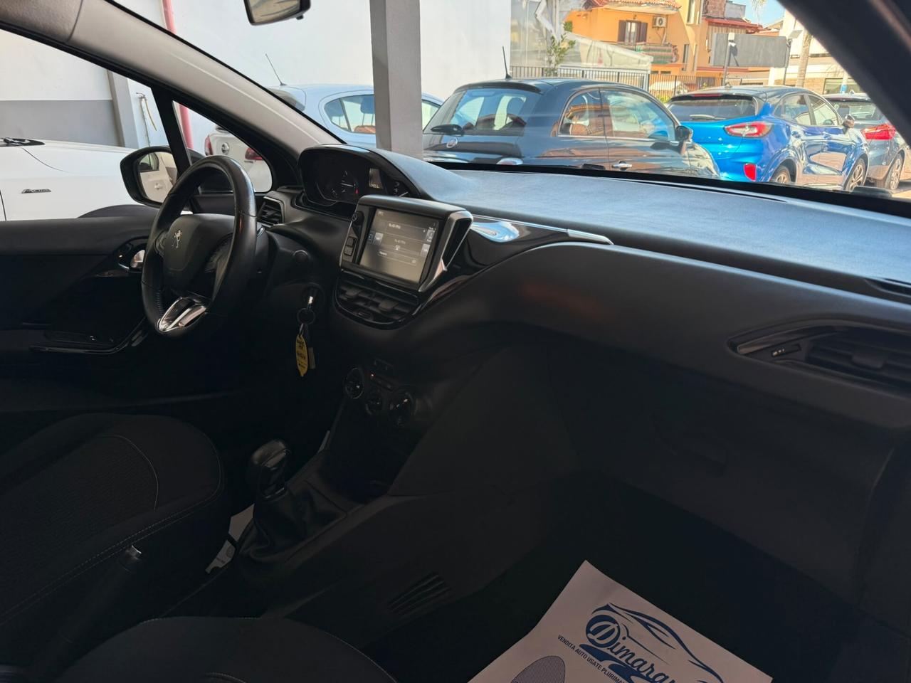 PEUGEOT 208 1.2 BENZINA 114.000 KM 2017
