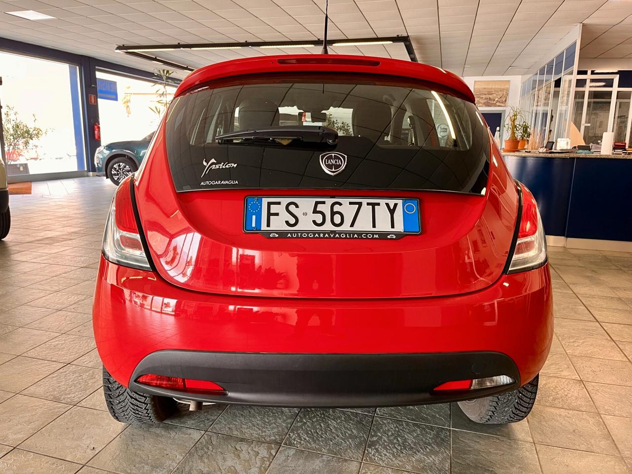 Lancia Ypsilon 1.2 69 CV 5 porte S&S Gold
