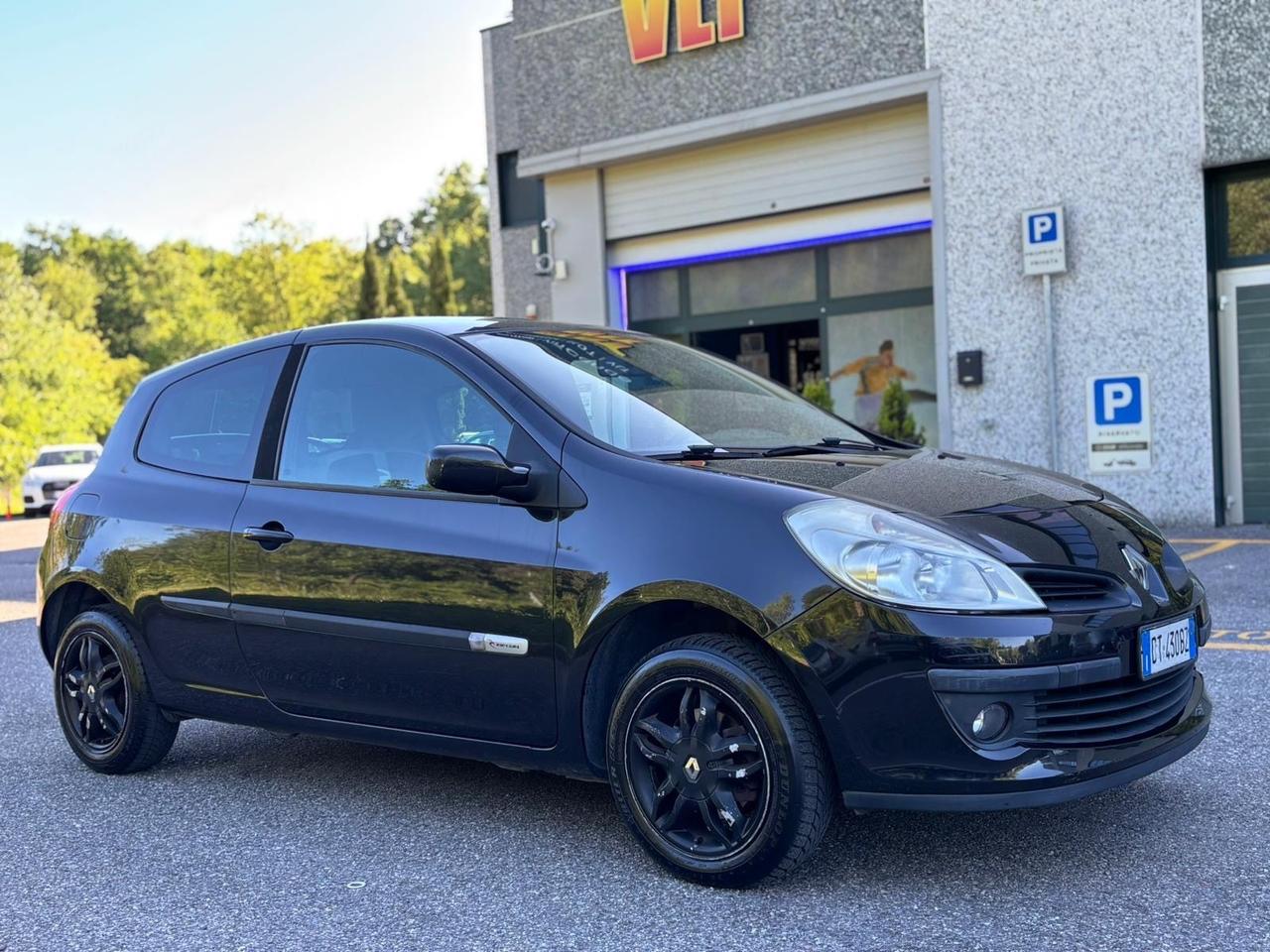 Renault Clio 1.2 16V 3 porte