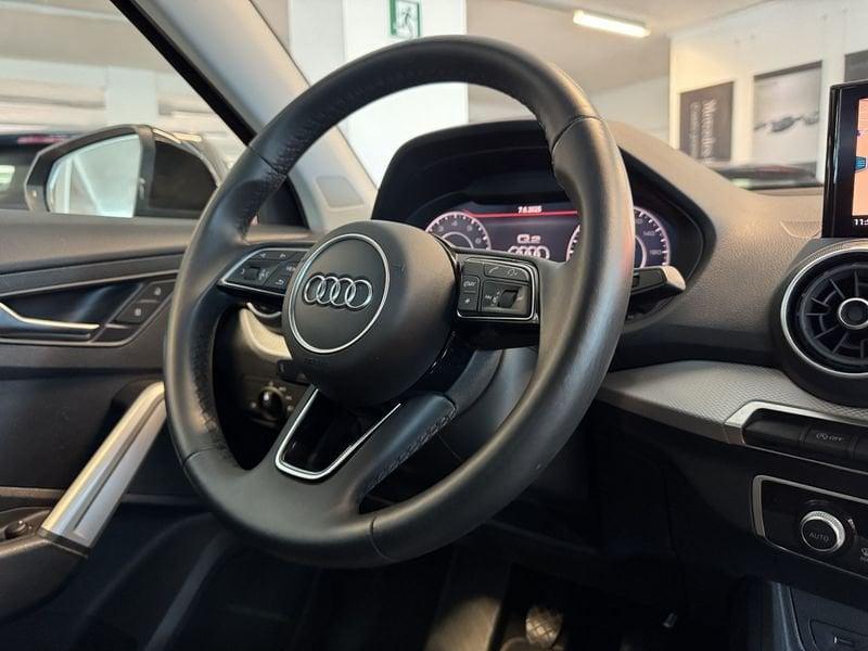 Audi Q2 35 TFSI Business