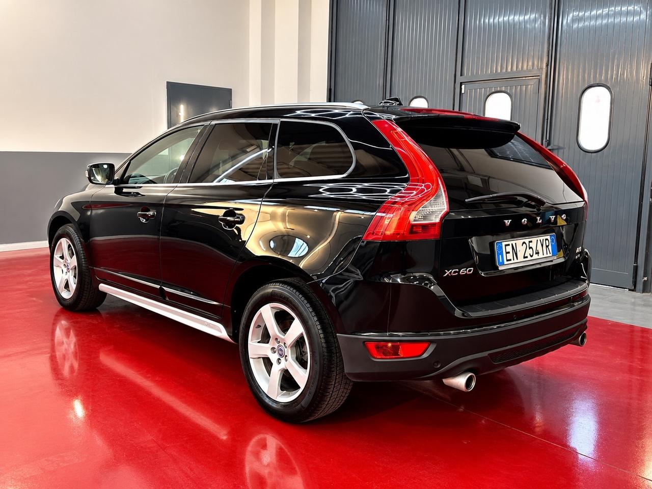 Volvo XC 60 XC60 D4 AWD Geartronic R-design