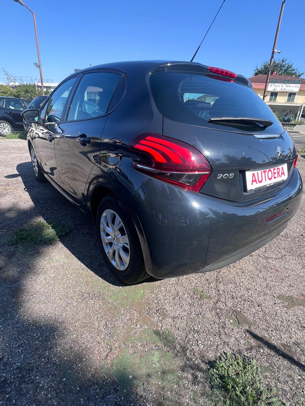 Peugeot 208 BlueHDi 75 5 porte Allure