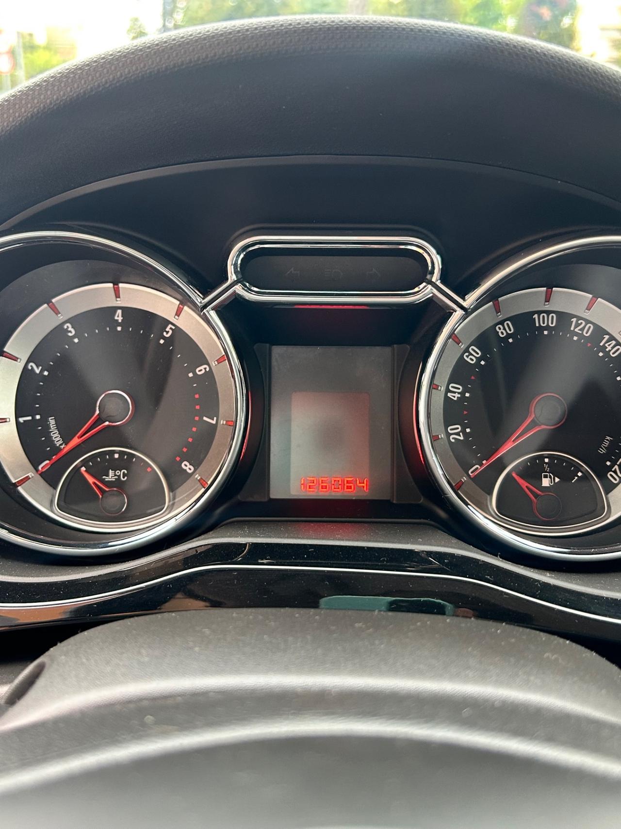 Opel Adam 1.2 70 CV