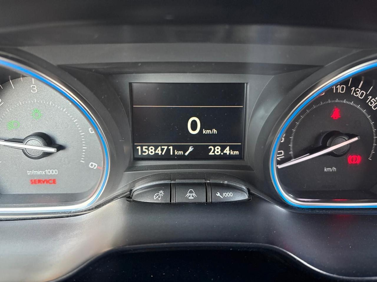 Peugeot 2008 BlueHDi 120 S&S Allure