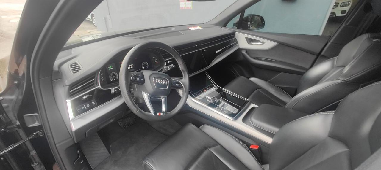 Audi Q7 60 TFSI e quattro tiptronic S line plus