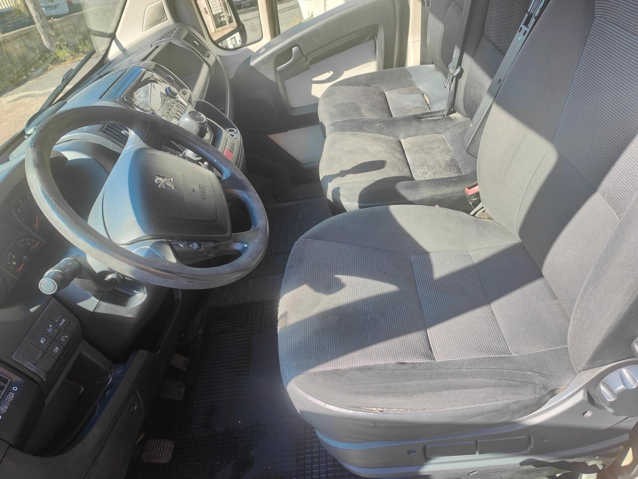Furgone Peugeot boxer 2.2