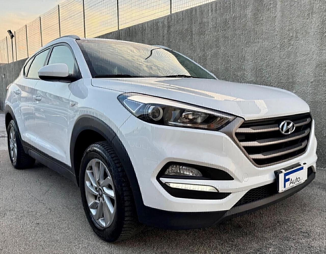 Hyundai Tucson 1.7 CRDi,Navi,Retrocamera,Led diurni,ecc.